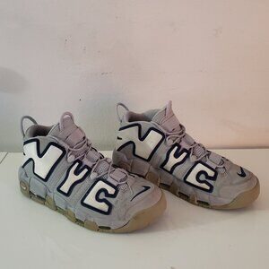 NIKE AIR MORE UPTEMPO
